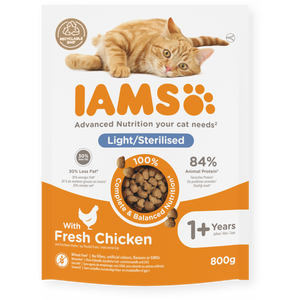 IAMS Vitality Adult Cat Light Sterilised Chicken Dry Cat Food