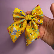Summer Buzzin’ Sailor bow